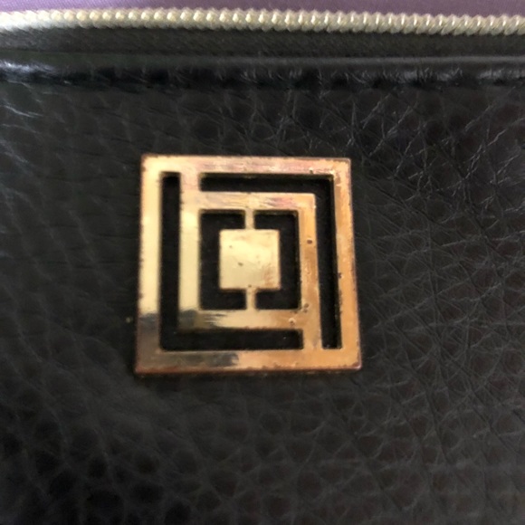 Black Liz Claiborne wristlet - Picture 2 of 5